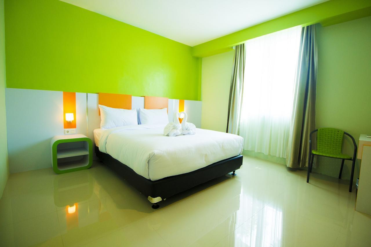 Hannah Hotel Syariah Painan Esterno foto