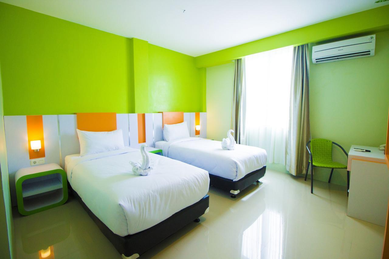 Hannah Hotel Syariah Painan Esterno foto