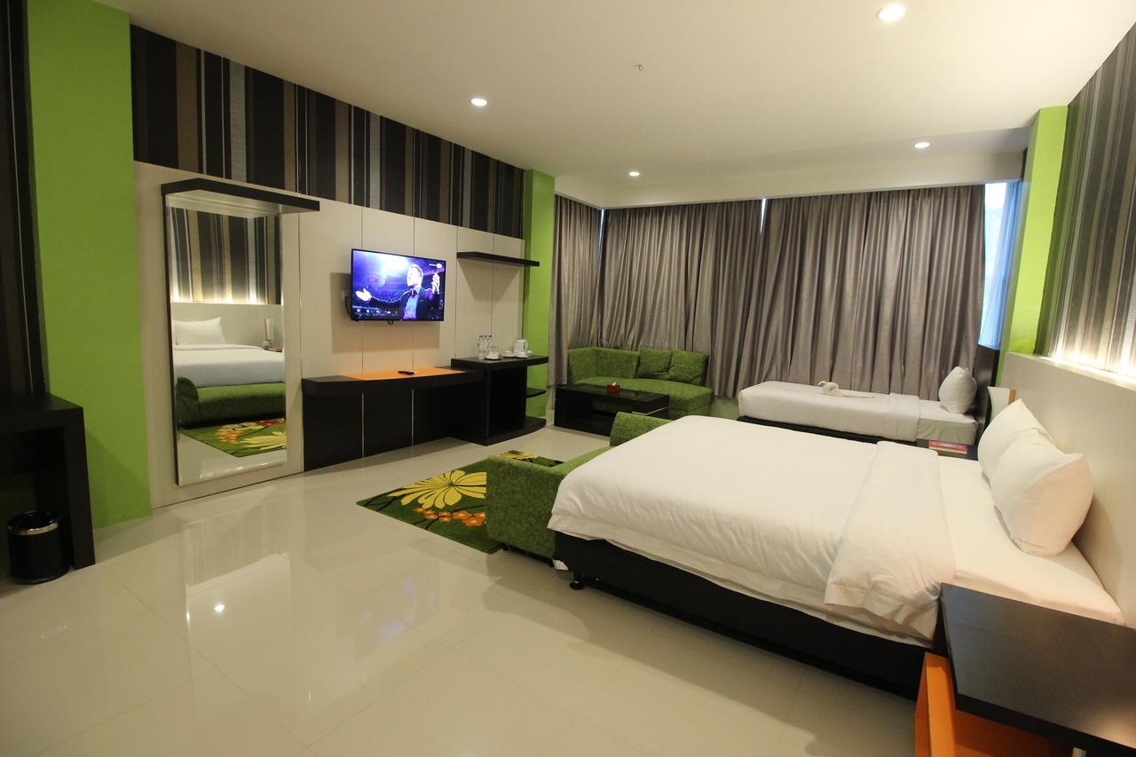Hannah Hotel Syariah Painan Esterno foto
